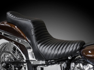 Le Pera Cherokee Pleated Seat For Harley Davidson 2018-2023 Softail Deluxe FLDE & Heritage FLHC Models (LYX-020PT)